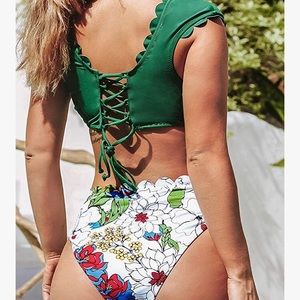 Scalloped Bikini -Medium